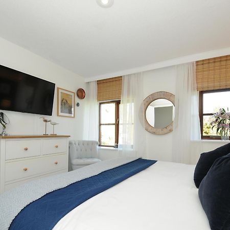 לו Lily Cottage מראה חיצוני תמונה